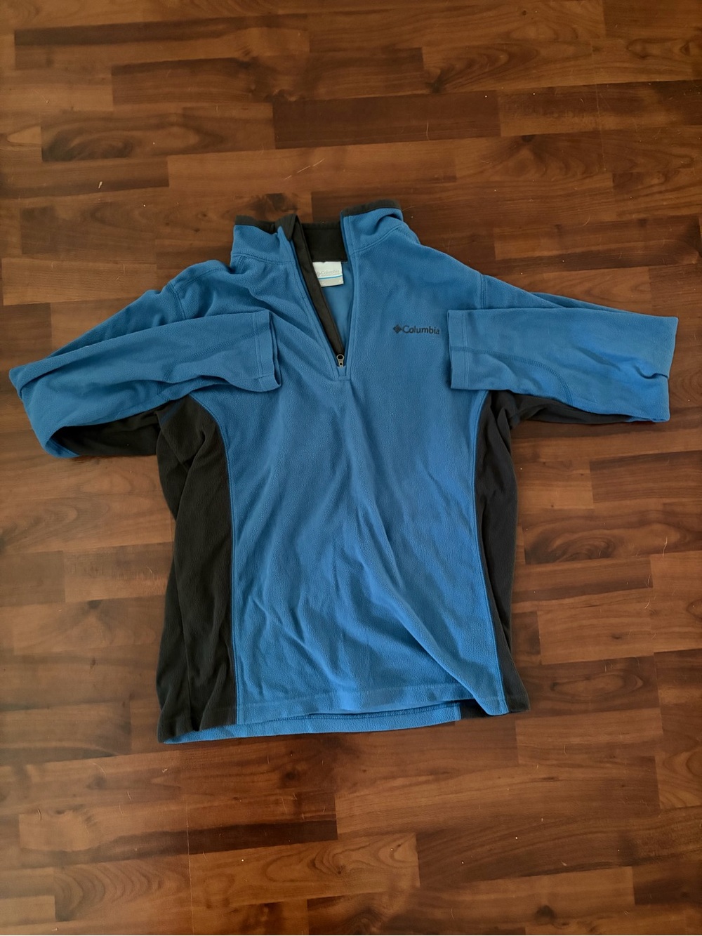 Columbia Blue and Black Half-Zip Fleece Pullover